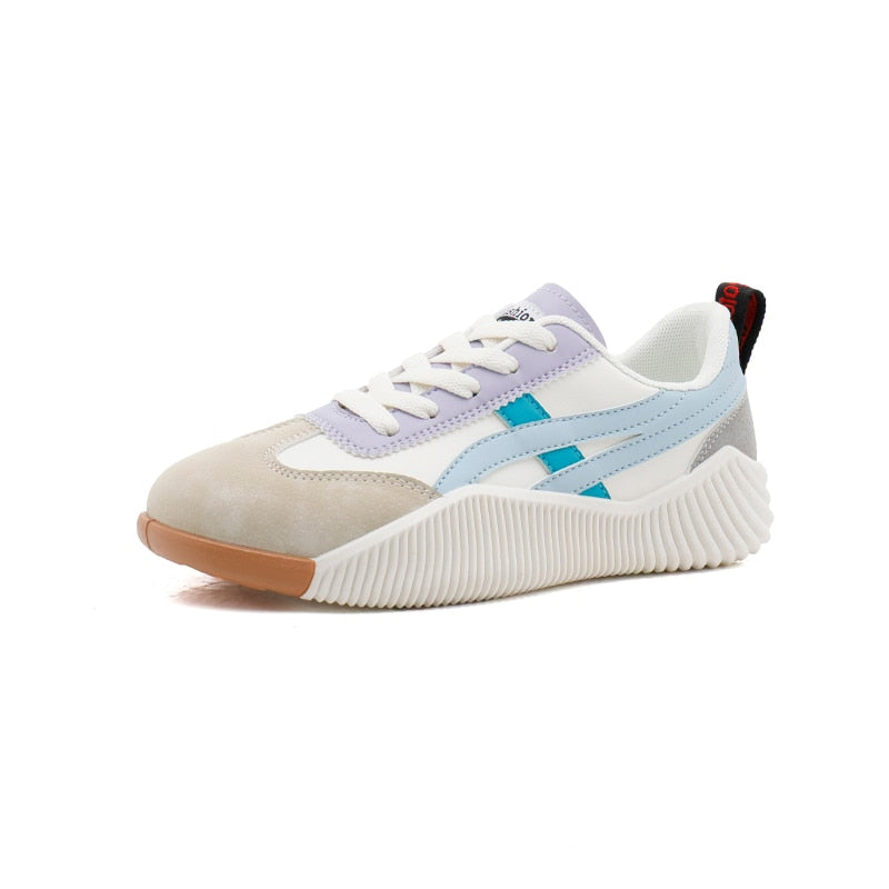 Andria Ultra comfortable sneakers | BELIVITE