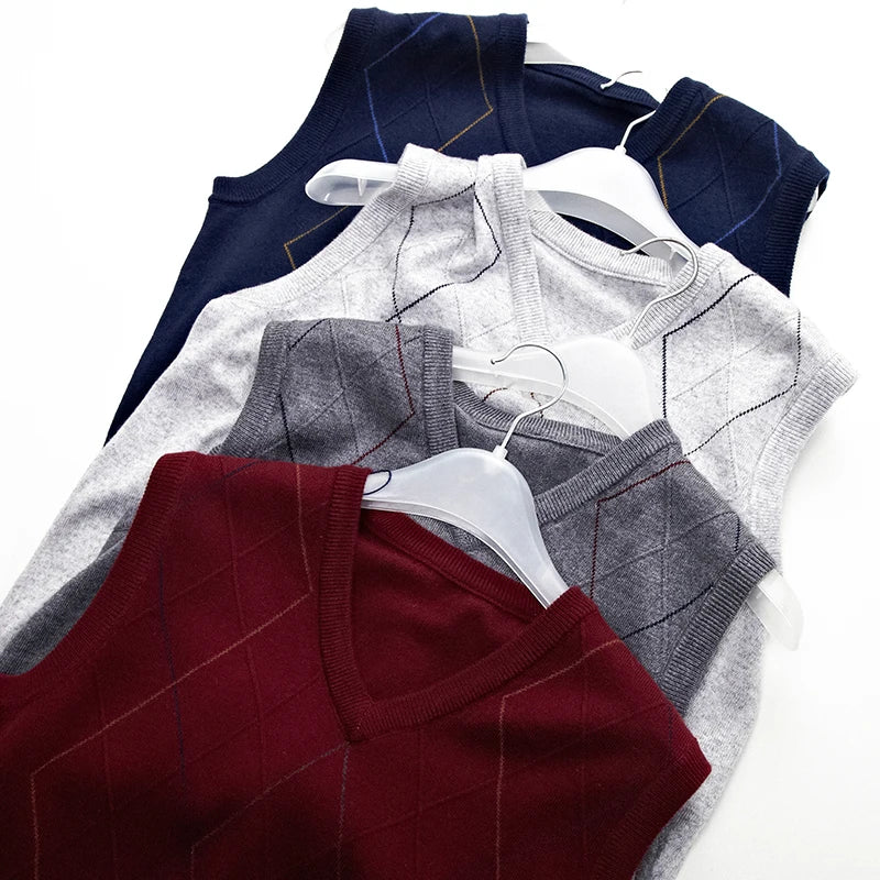 Jude Sweater Vest | BELIVITE