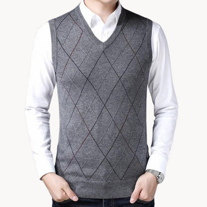 Jude Sweater Vest | BELIVITE