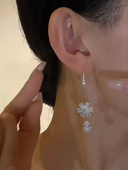 Lunora – Gold Plated Statement Earrings