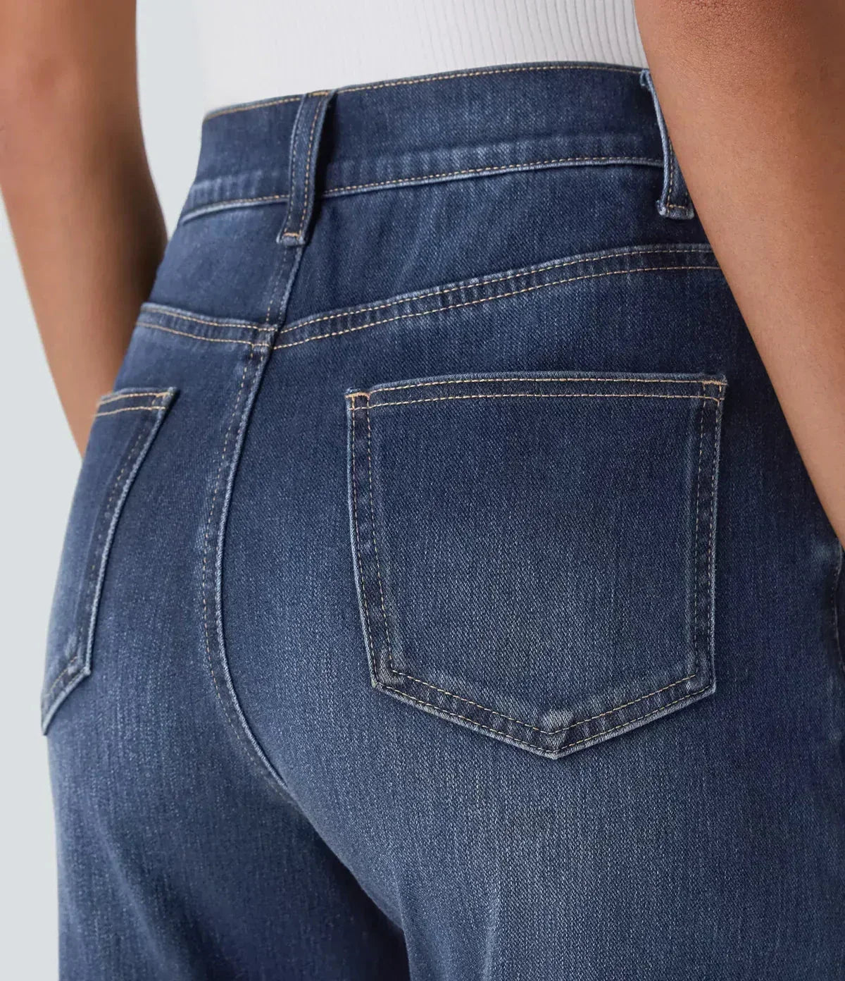 Halara Flex™ – Ultra-stretch high-waist pants for all-day comfort
